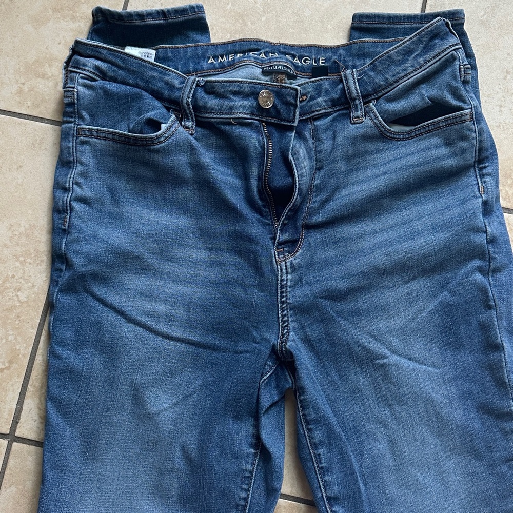 American Eagle Next Level Stretch jegging/jeans Sz 10 Regular Super High Rise.